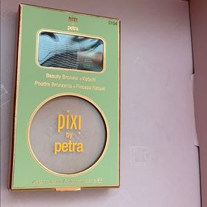 Pixi Beauty Bronzer & Kabucki Brush